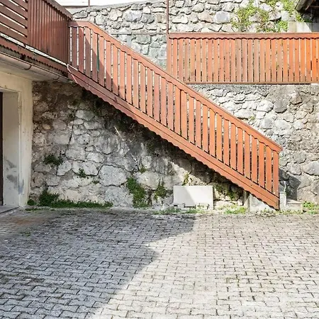 & Cozy Two Minutes From Apartment Bled